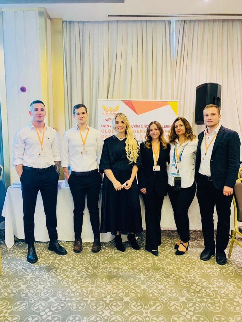 Yurt dışında lise, üniversite ya da sertifika programları