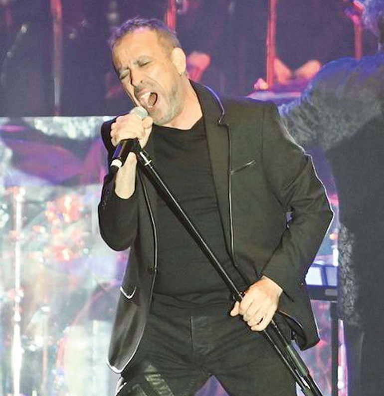 Konserin geliri köy okullarına