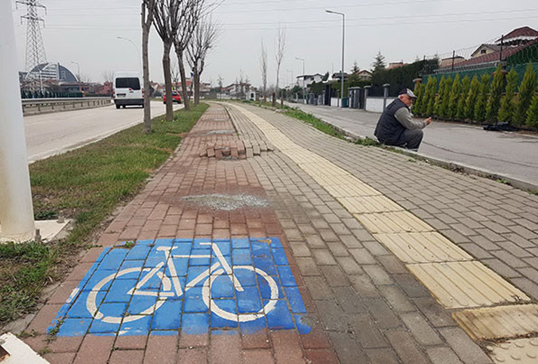 Yeni onarılmıştı ama kazıp gittiler