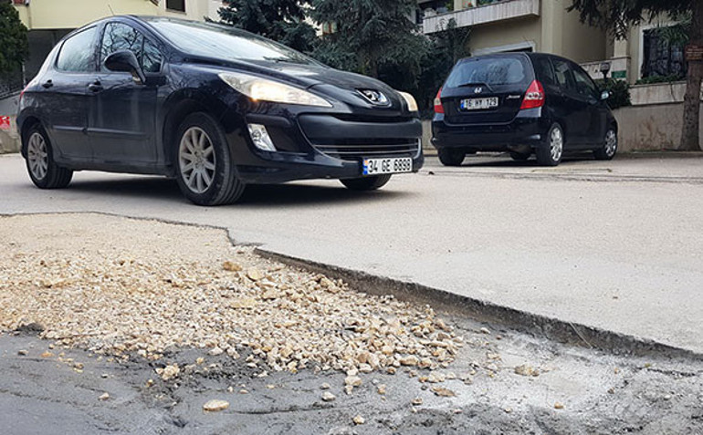 Yeni onarılmıştı ama kazıp gittiler