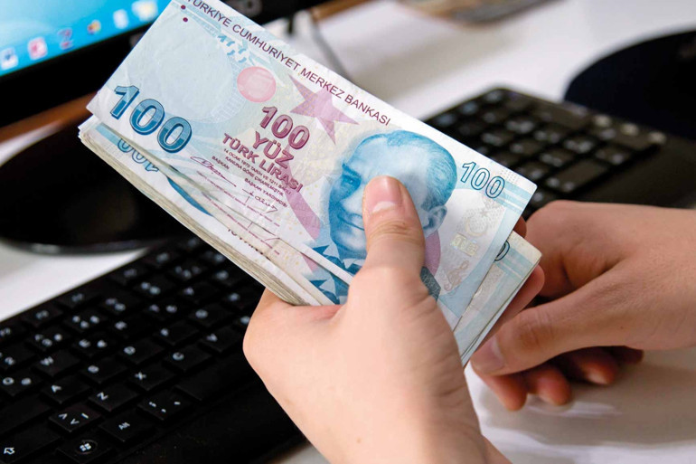 Bankalar EYT’li kapma yarışında