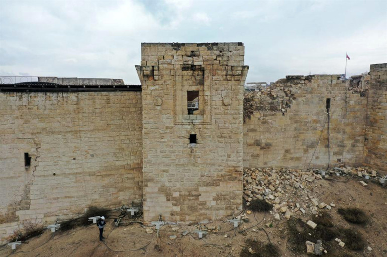 Enkaz arkeolojisiyle 288 eser kurtarıldı... Hitit kralı Şuppiluliumanın heykeli koruma altında