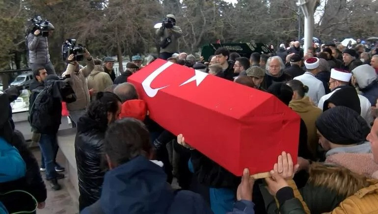 Köksal Engür son yolculuğuna uğurlandı