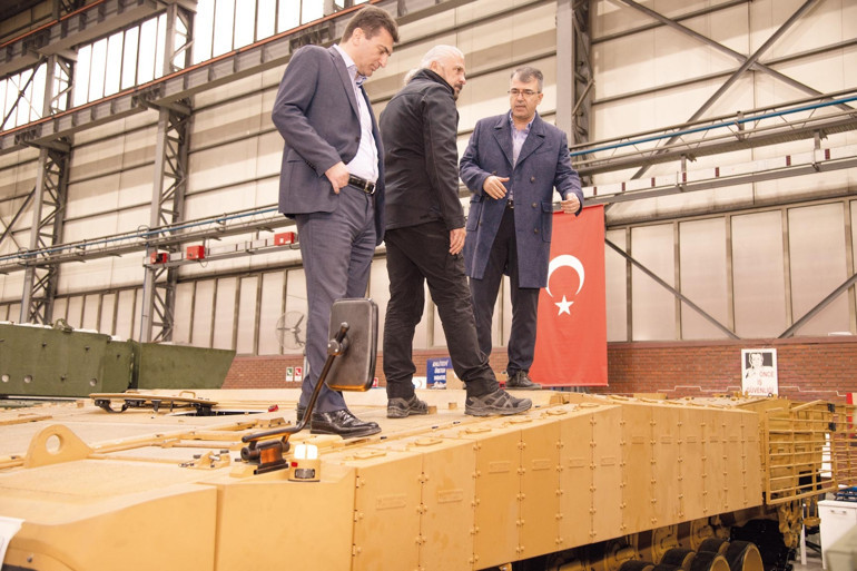 Altay er meydanına çıkmaya hazır