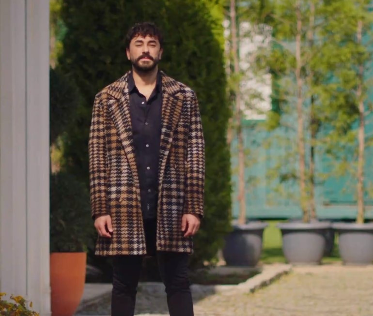 Deniz ihaneti affetmedi Evi terk ediyorum