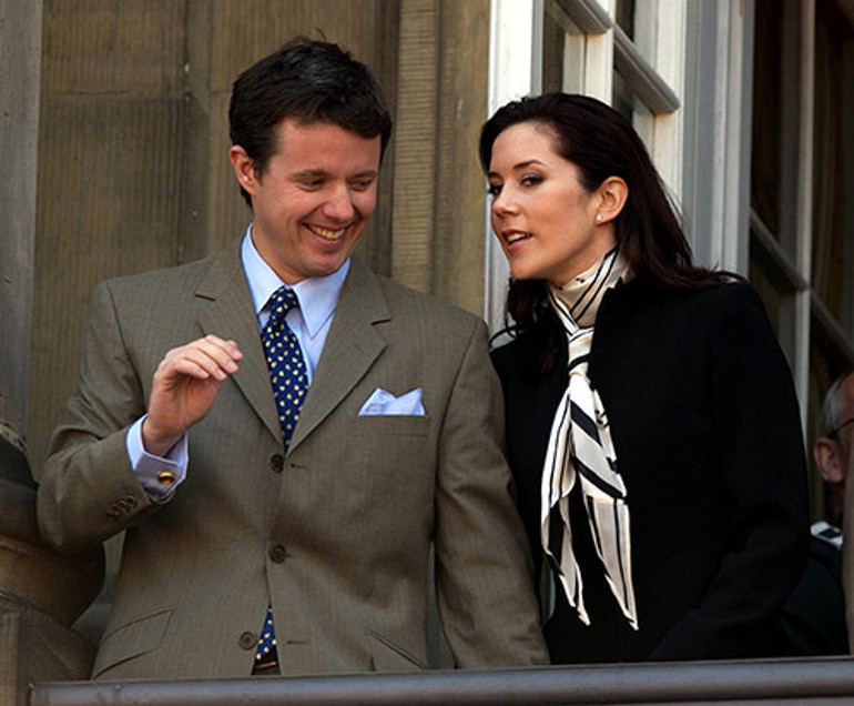 Daha hayattayken tahtına oturdu: Bir süreliğine kraliçe