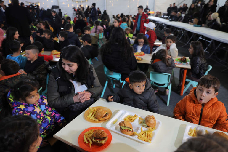 Bakan Kurum: 1 yıl sonra yeni Nurdağı ve yeni İslahiyeyi inşa edeceğiz