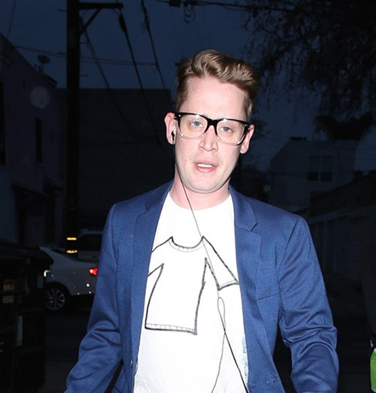 Oyuncu olmaya annesi zorlamış: Çıplak sahnede oynamam gerekse onu bile kabul ederdi