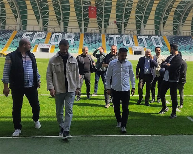 Akhisarspor’dan Hatayspor’a davet Volkan Demirel...