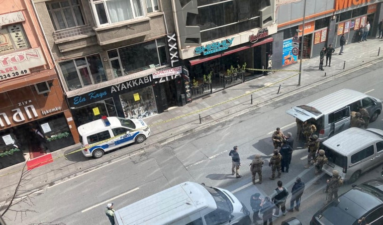 Kendisine para vermeyen babasını darbetti, özel harekat ekiplerince yakalandı
