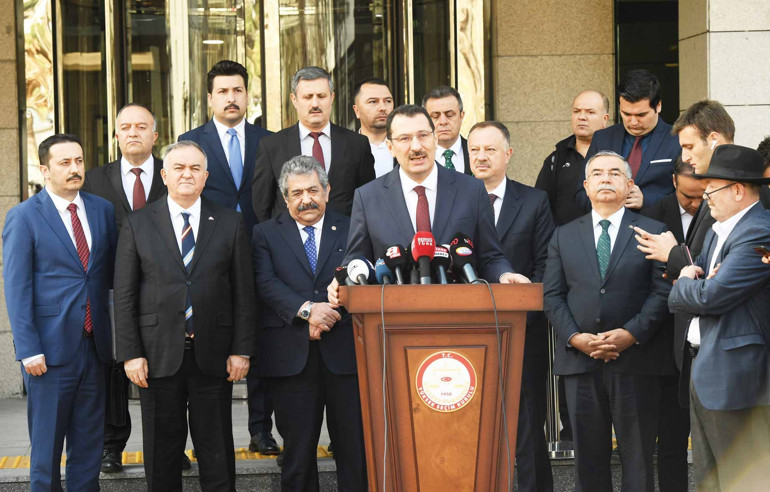 9 Nisan  saat 17.00  için nefesler tutuldu... İttifakların listelerle imtihanı