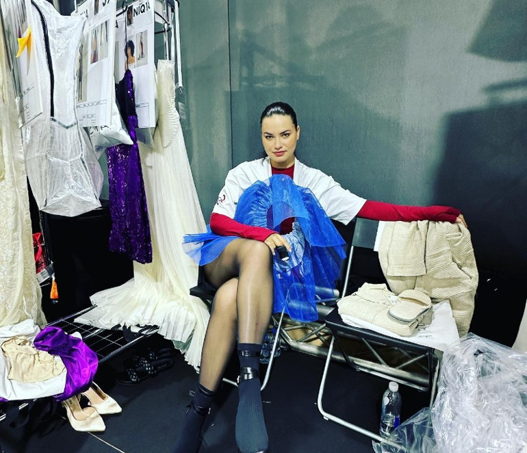 Aldığı kilolarla gündem olmuştu: Adriana Lima yeniden Victoria’s Secret meleği olacak