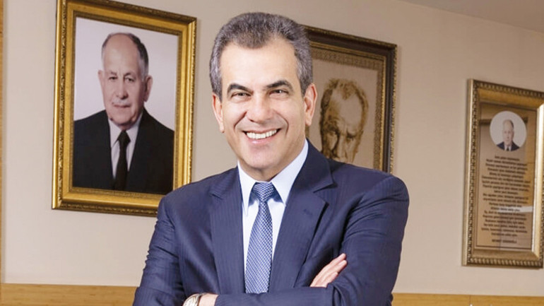 Lüksün patronu Bernard Arnault dünyanın en zengini