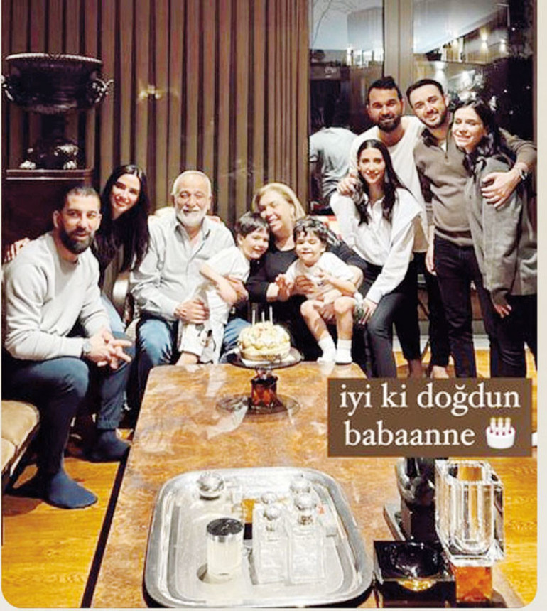 Sürpriz yakınlaşma... Kerem’e influencer sevgili