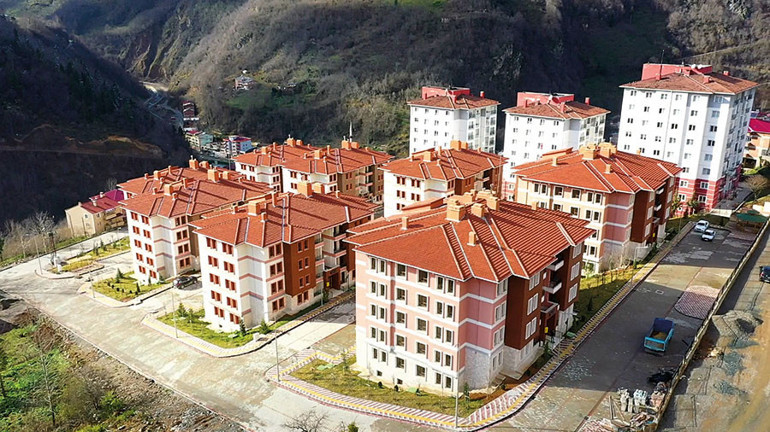 Sel felaketinin izleri siliniyor... Giresun’a 1.5 milyar TL yatırım