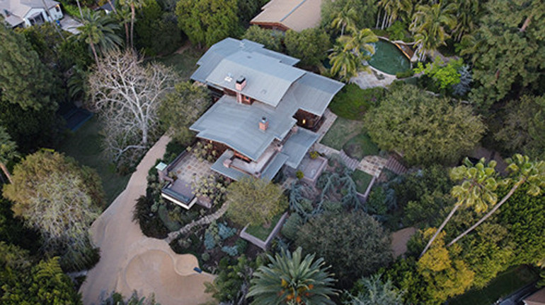 Yaşlı kiracısından, ölünceye kadar tek kuruş kira almamış