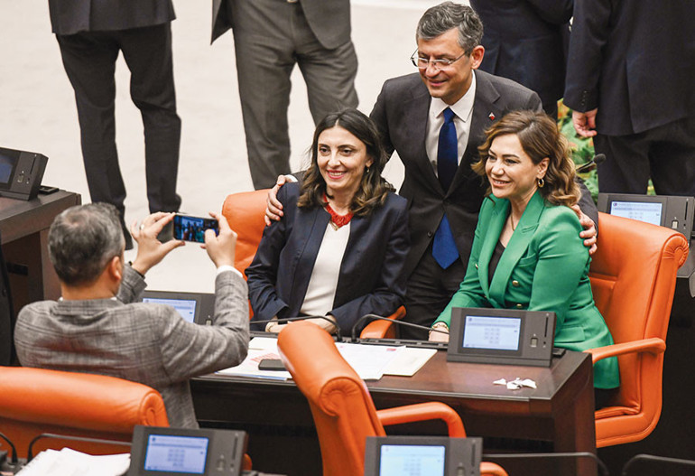 İlkleri ve rekorlarıyla 27. Dönem