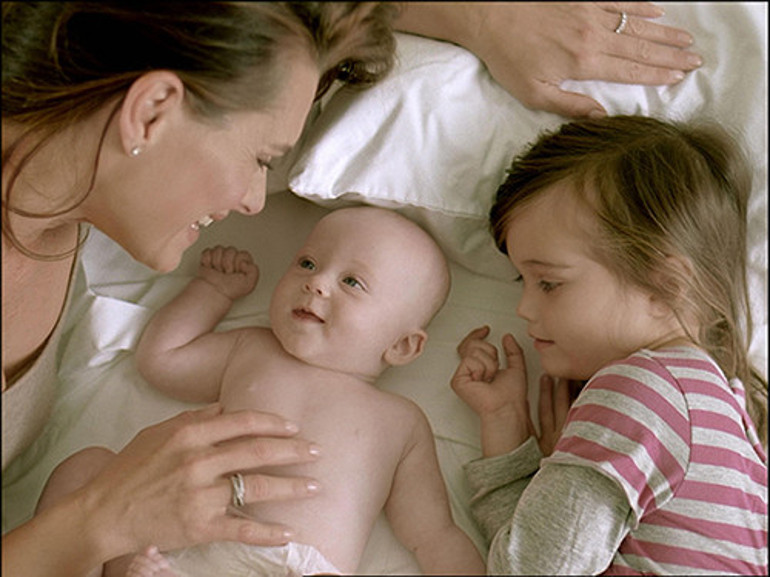 O kadar uğraşıp anne oldum ama bebeğimin yüzüne bile bakamıyordum