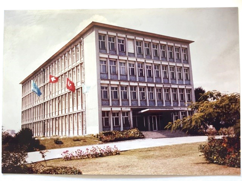 Aşkın gücü bir sanayiye ilaç oldu