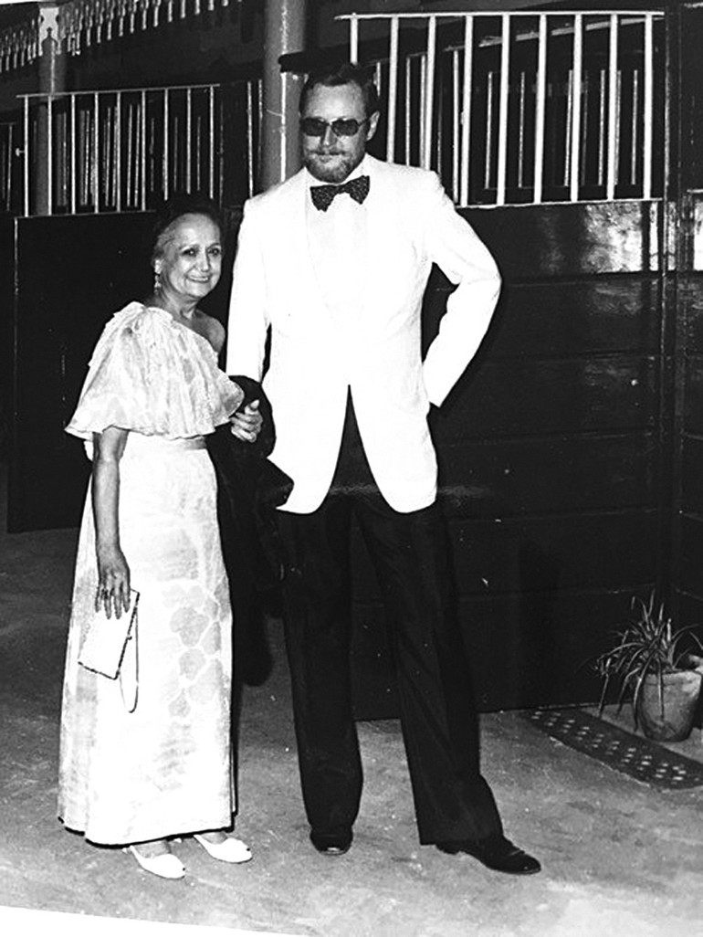 Aşkın gücü bir sanayiye ilaç oldu