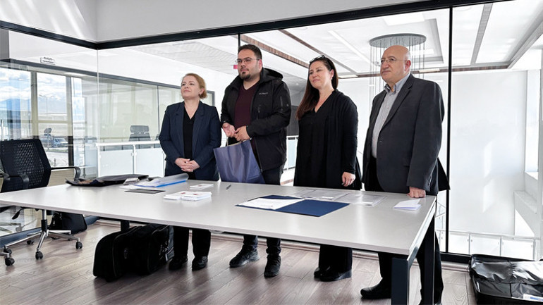 Kayısı ticarete ilaç olacak