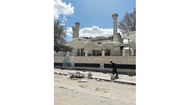 Kayısı ticarete ilaç olacak