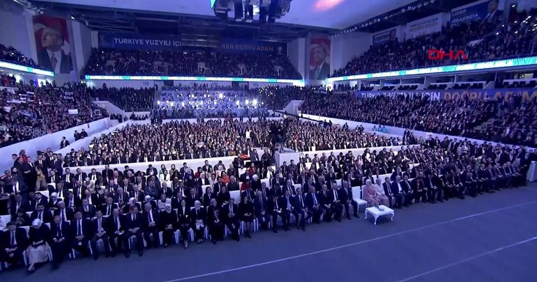 AK Partinin seçim beyannamesi açıklandı... Cumhurbaşkanı Erdoğan müjdeleri sıraladı