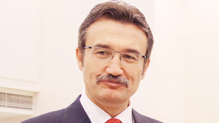 Meclis’in yolu stil danışmanlığından geçiyor