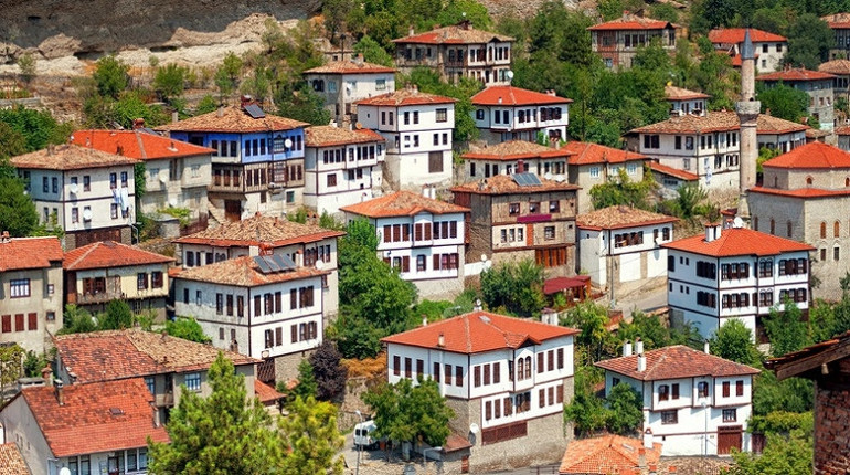 Bayram tatilinin aktivitelerle dolu adresleri... İster köylerde keşfe çıkın ister ailecek doğanın tadını çıkarın | 8 ŞEHİR 15 ÖNERİ