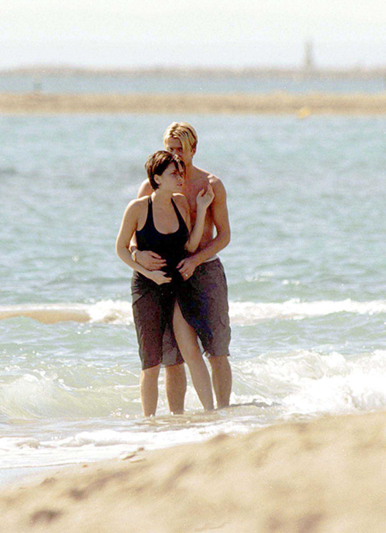 Teyzesine özendi, futbolcu sevgili buldu