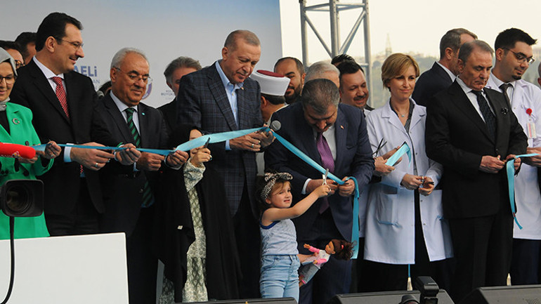 Cumhurbaşkanı Erdoğandan muhalefete sert tepki: PKKsından FETÖsüne tüm terör örgütleriyle anlaştılar