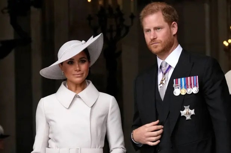 Meghan Markle ağzındaki baklayı çıkardı: Taç giyme törenine gitmemesinin asıl sebebi belli oldu