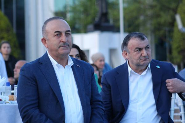 Bakan Çavuşoğlu: Türkiye’deki Ahıska Türklerimizin hepsine vatandaşlık vereceğiz