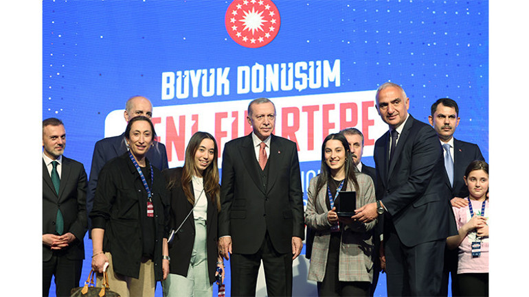Fikirtepe Kentsel Dönüşüm Projesi... Cumhurbaşkanı Erdoğan: Bayramın ilk günü yeni bir müjdeyi milletimizle paylaşacağız