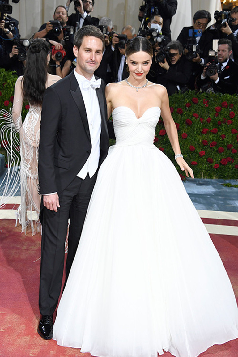 Moda dünyasının gamzeli güzeli bildiğiniz gibi: Eşi, dördüncü çocuk için ikna edememiş