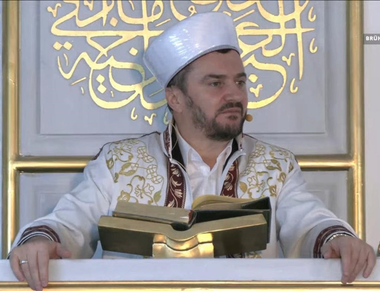 Kadir Gecesi dualarla idrak edildi