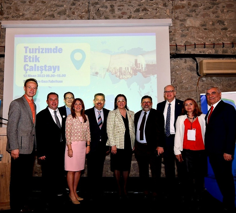 Türkiyenin İlk Turizmde Etik Çalıştayı İzmirde Gerçekleştirildi