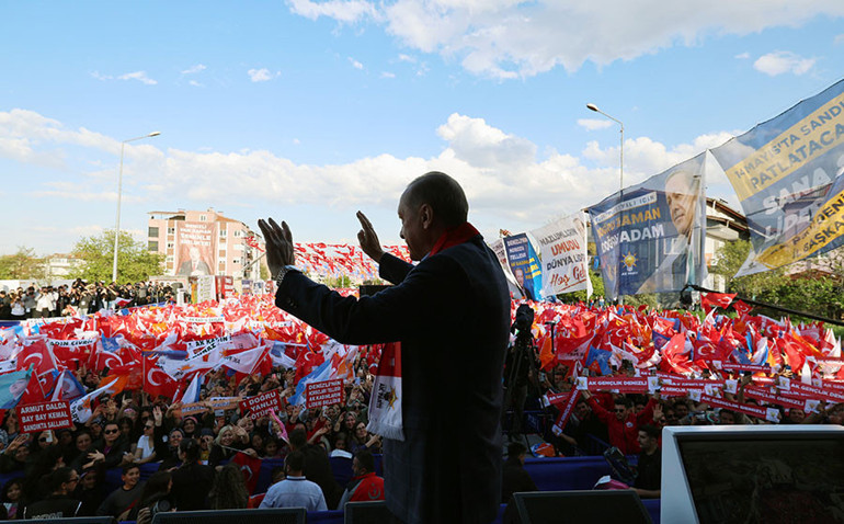 Son dakika... Cumhurbaşkanı Erdoğan: İHAları SİHAları satacakmış, sen kimsin, neyi satıyorsun