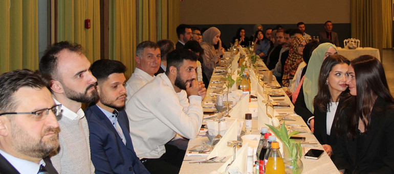 ‘Gençlerimize sahip çıkalım’