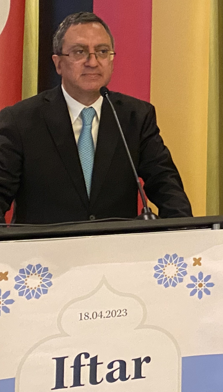 ‘Gençlerimize sahip çıkalım’