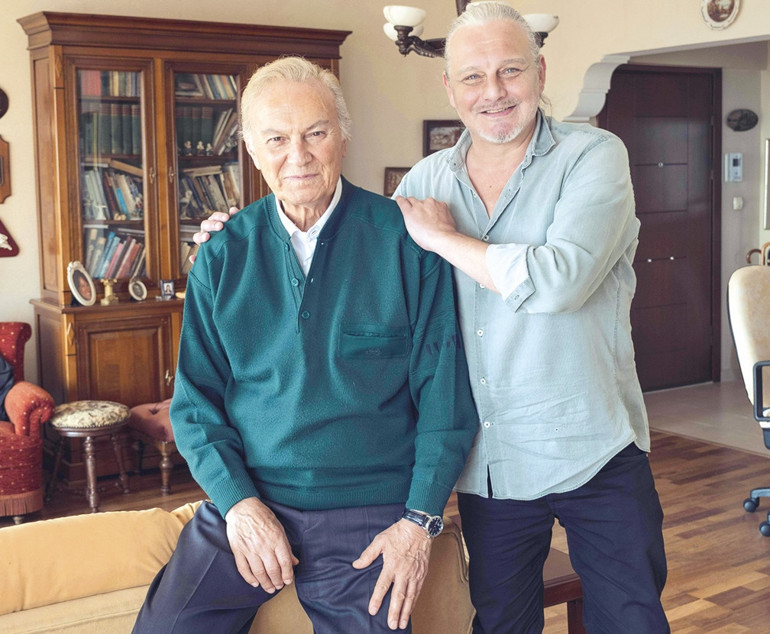 Polis bizi kendi nikâhımızdan kaçırdı