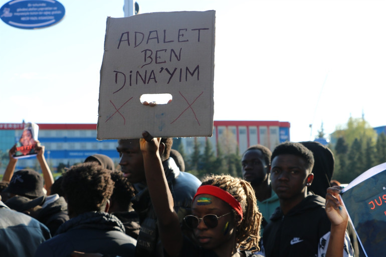 Gabonlu Dina’nın otopsi raporu ortaya çıktı