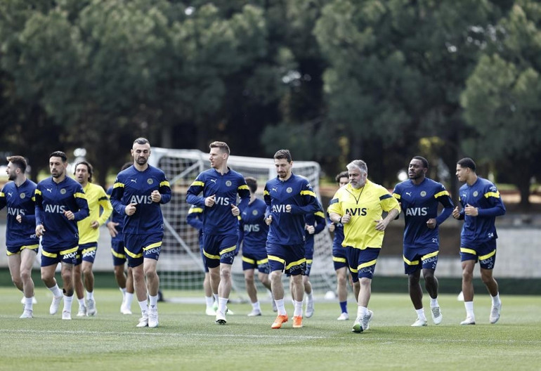 Fenerbahçe teknik direktörü Jorge Jesustan Arda Güler paylaşımı