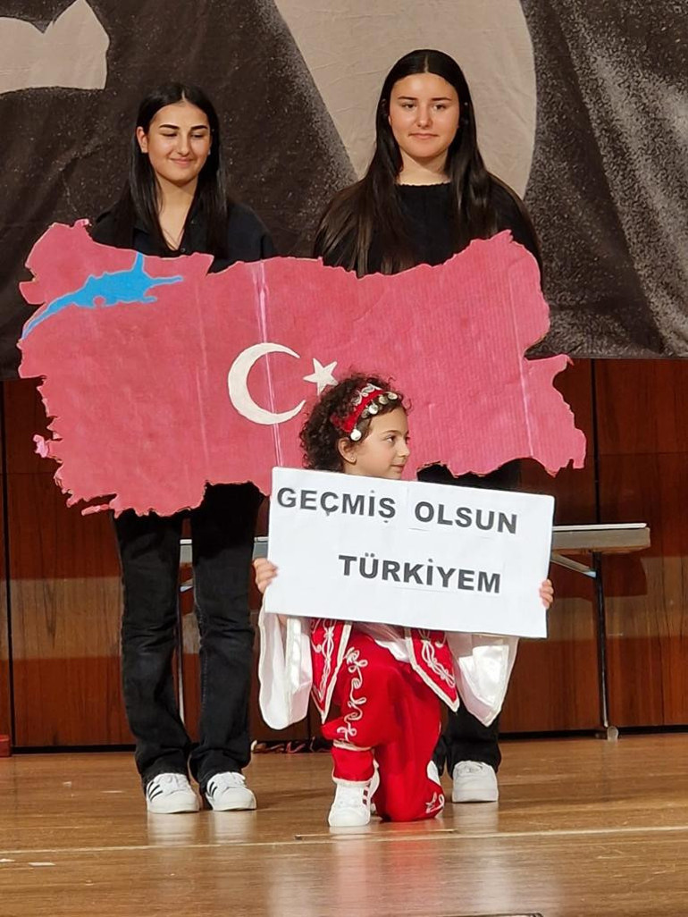 Almanya’da 23 Nisan coşkusu