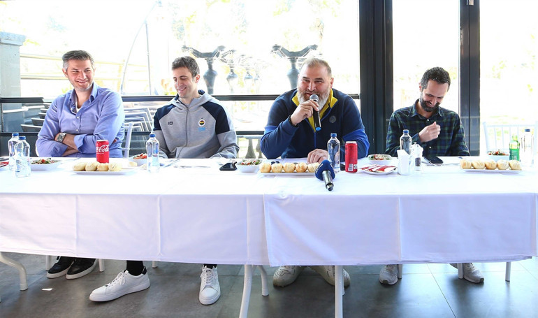 Fenerbahçe YKÜ Sertaç Komsuoğlu: Avrupa’da ve Türkiye’de yeni şampiyonluklara imza atmak istiyoruz