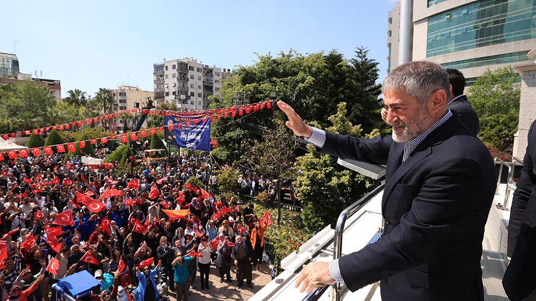 Bakan Nebati: Senin hangi mezhepten olduğunu soran var mı