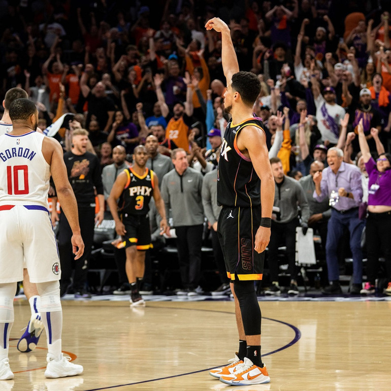 NBAde Gecenin Sonuçları: Denver ile Phoenix konferans yarı finalinde eşleşti