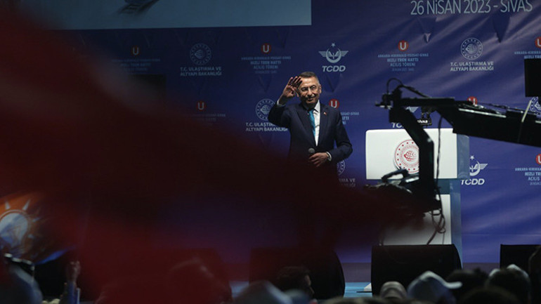 Son dakika: Ankara-Sivas YHT Hattı açıldı... Oktay: Sivastan Ankaraya 2 saatte, İstanbula 6 saatte gidilecek