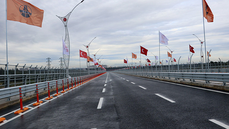 Bakan Karaismailoğlu: Adana 15 Temmuz Şehitler Köprüsü yılda 286 milyon TL tasarruf sağlayacak