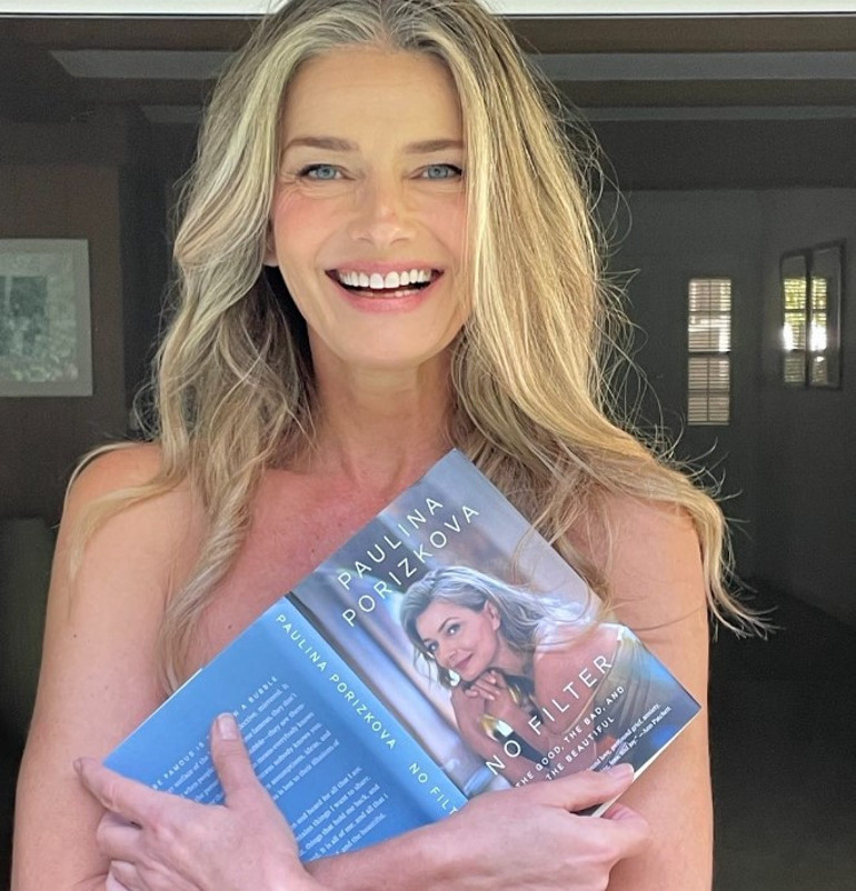 Paylaştığı çıplak fotoğraflarla gündeme gelmişti… Havada aşk kokusu var: 58 yaşındaki ünlü modelden “gizemli” sevgili paylaşımı